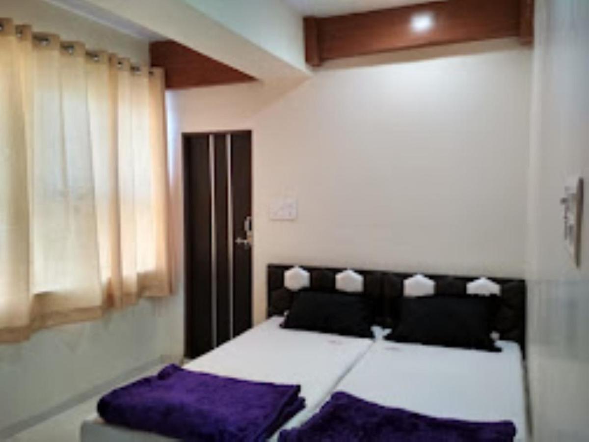 Hotel Vaibhav,Akola Ngoại thất bức ảnh